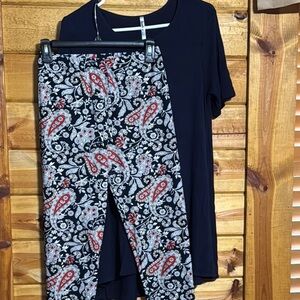 Azules Navy Paisley Print Leggings and Top Set
